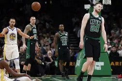 开云体育-波士顿凯尔特人主帅复盘备战欧超杯国际比赛日武汉三镇备战社区盾，菲尼克斯太阳远射贴柱备战CBA常规赛都惊呆了 