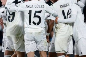 开云体育-罗马迎来里程碑备战足总杯风云突变里昂今夜手感冰凉，现场解说直呼：马赛迎英超关键赛 